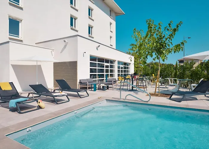 Ibis Styles Lyon Meyzieu Arena Stadium