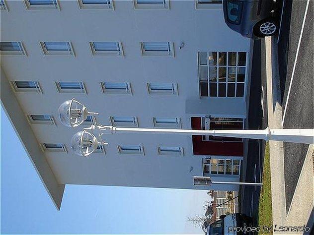 Ibis Styles Lyon Arena Stadium Hotel 3*