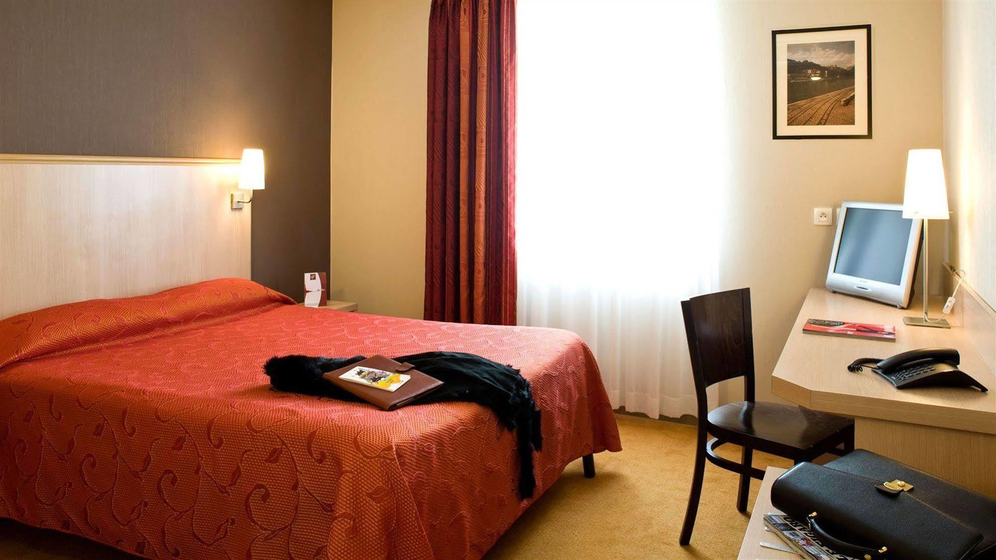 Hotel Ibis Styles Lyon Arena Stadium 3*